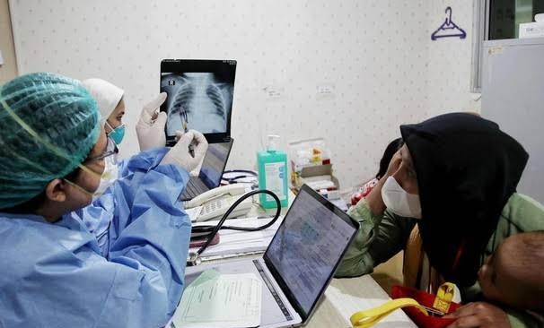 Ilustrasi pasien ISPA meningkat di Pekanbaru (foto/detik)